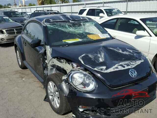 VOLKSWAGEN BEETLE 2016 - 3VWF17AT3GM609399