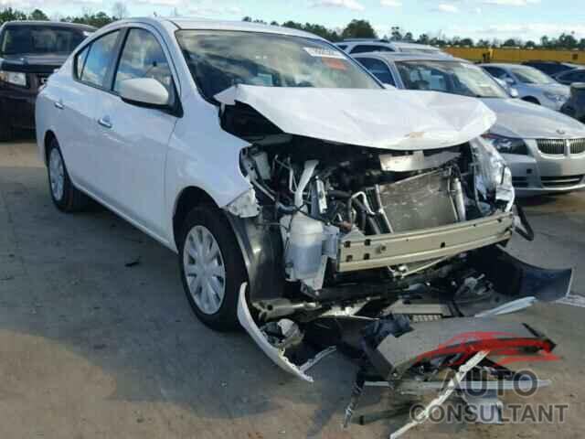 NISSAN VERSA 2015 - 3N1CN7AP1FL929504