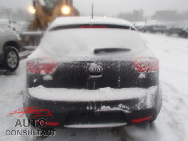 KIA RIO 2015 - KNADM5A37F6424063
