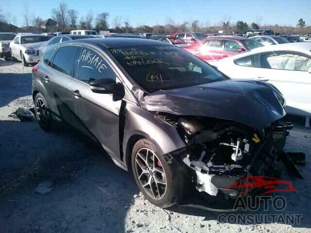 FORD FOCUS 2015 - 1FADP3K25FL210362