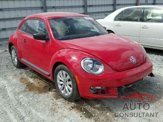 VOLKSWAGEN BEETLE 2015 - 3VWF17AT7FM628889