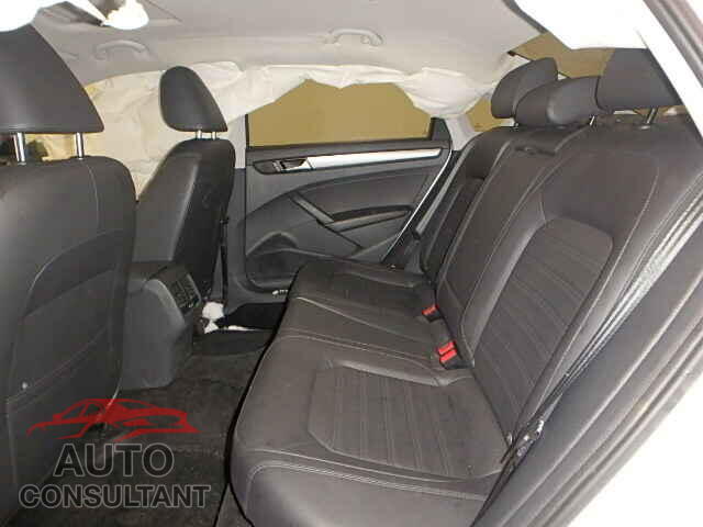 VOLKSWAGEN PASSAT 2015 - 1VWBS7A32FC053890