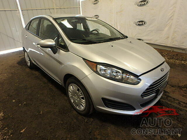 FORD FIESTA 2015 - 3FADP4AJ0FM107492