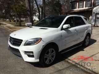 MERCEDES-BENZ ML350 2015 - 4JGDA2EB0FA615201
