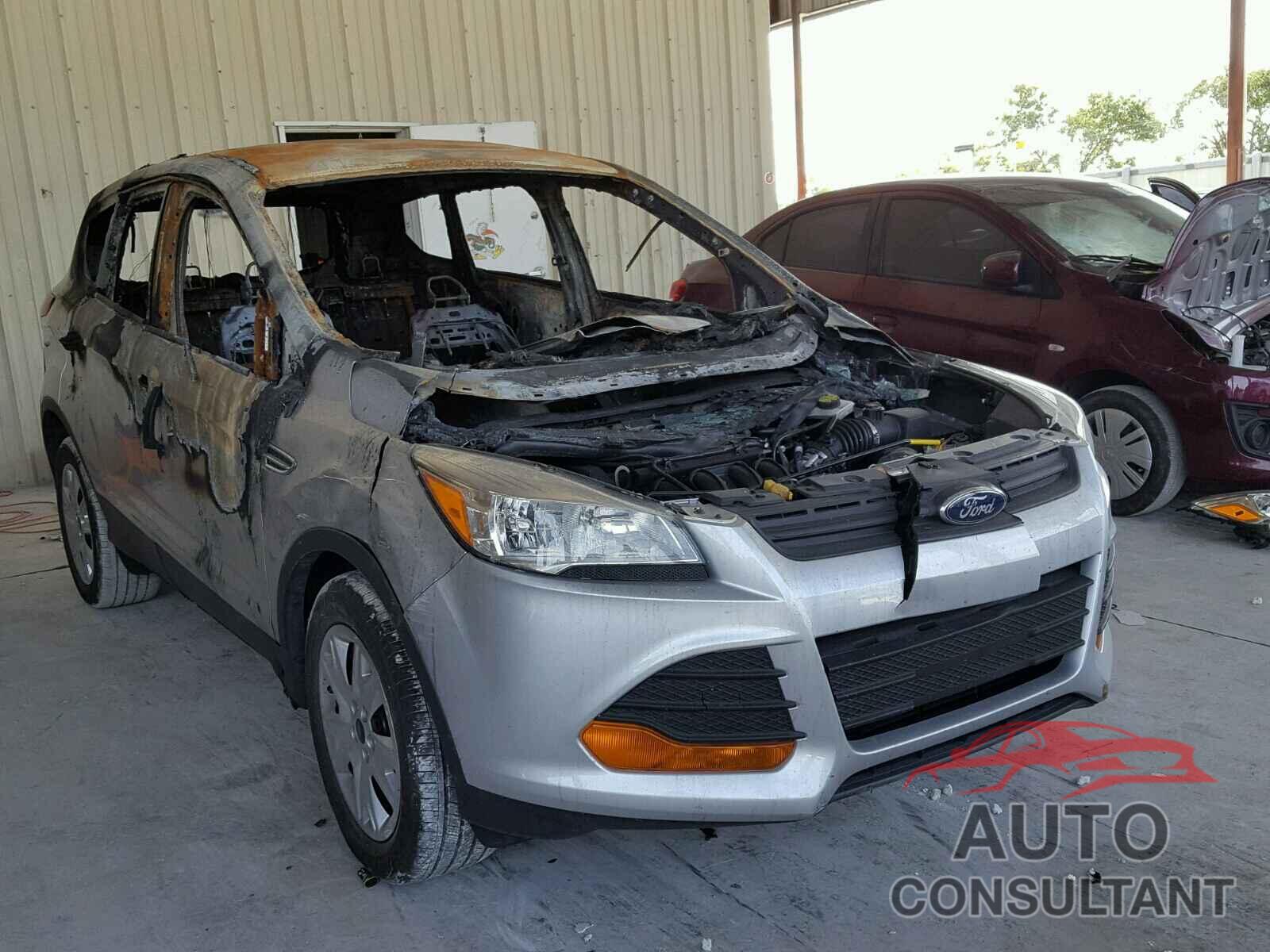 FORD ESCAPE 2016 - 1FMCU0F73GUB90039