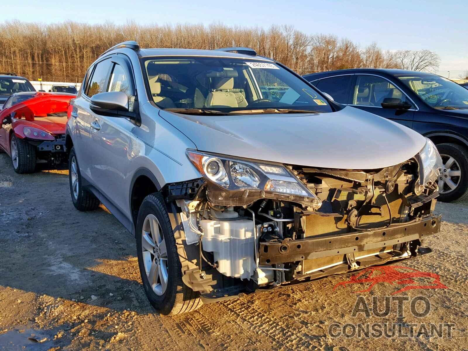 TOYOTA RAV4 XLE 2015 - 2T3RFREV0FW239146