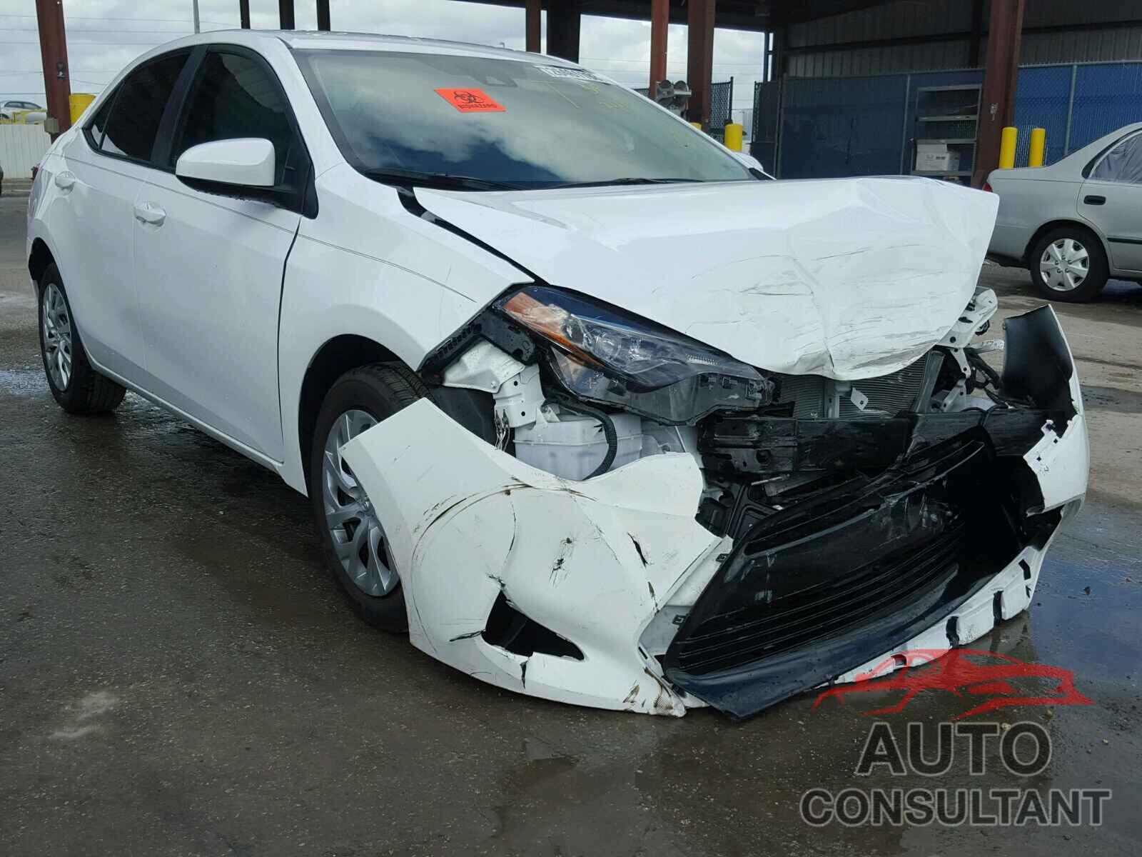 TOYOTA COROLLA 2017 - 2T1BURHEXHC888887