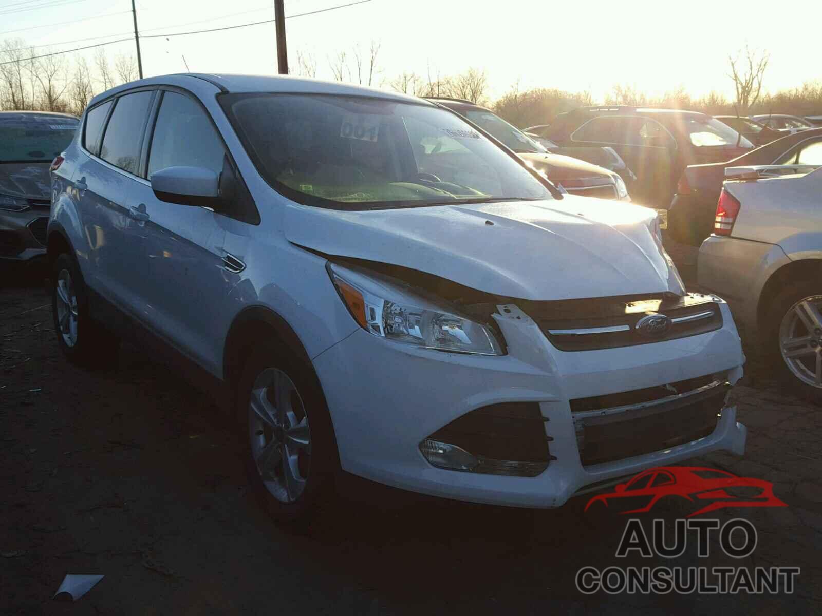 FORD ESCAPE 2016 - 1FMCU0GX3GUB05800