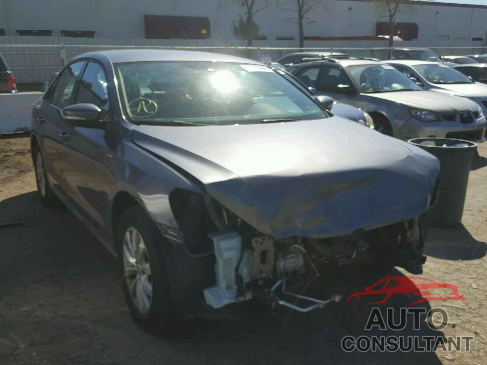 VOLKSWAGEN PASSAT 2015 - 1VWAT7A34FC004862