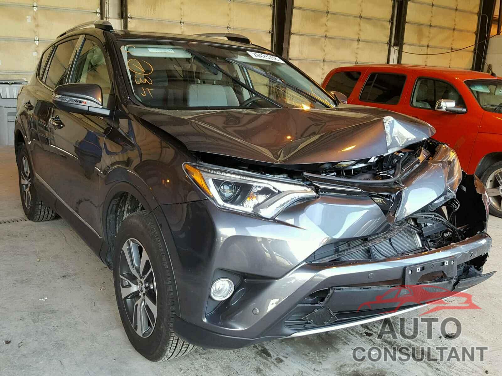 TOYOTA RAV4 2016 - JTMRFREV1GD183846