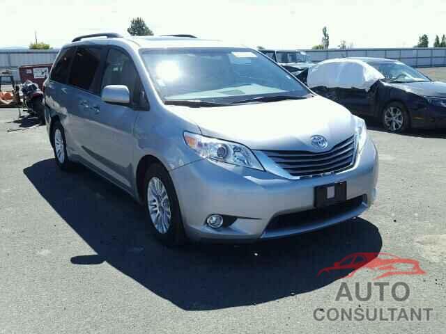 TOYOTA SIENNA 2015 - 5TDYK3DC5FS604605