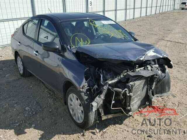 NISSAN VERSA 2015 - 3N1CN7AP3FL824043