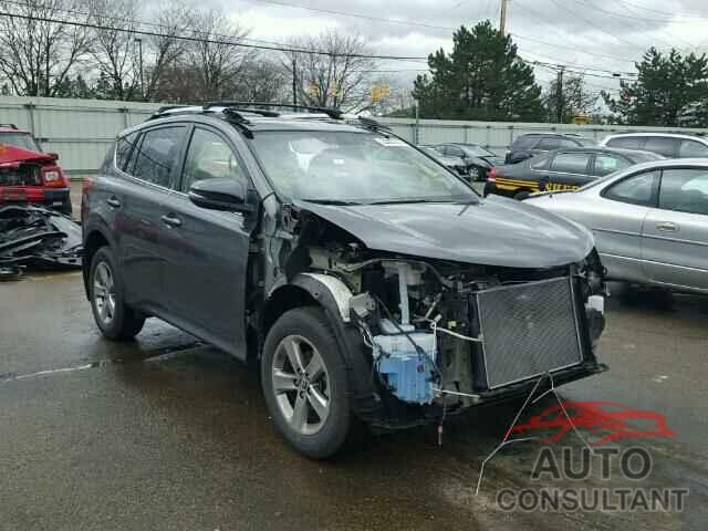 TOYOTA RAV4 2015 - JTMRFREV1FD170058