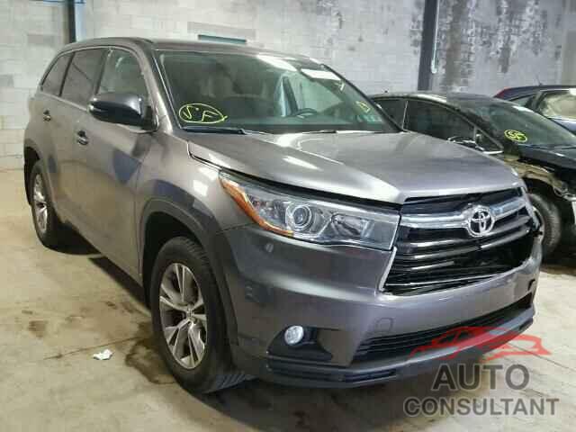 TOYOTA HIGHLANDER 2015 - 5TDBKRFH1FS157580