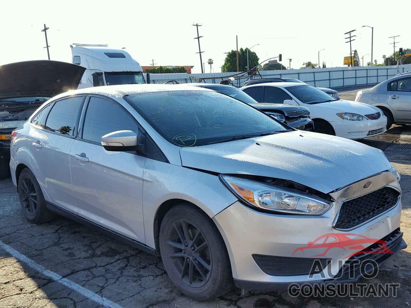 FORD FOCUS 2015 - 1FADP3F23FL314519