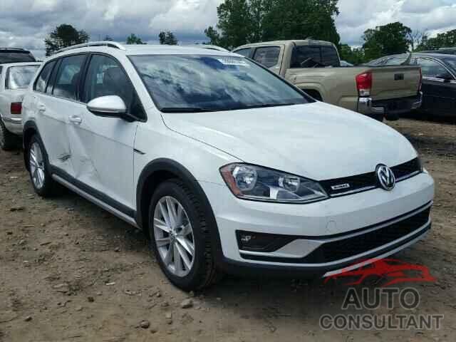 VOLKSWAGEN GOLF 2017 - 3VWM17AU6HM524705