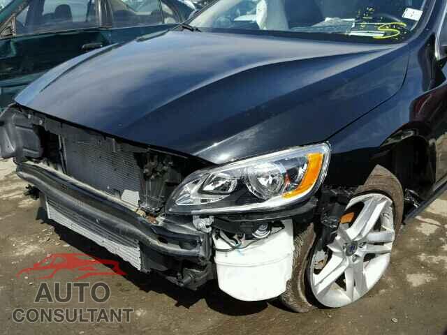 VOLVO V60 2015 - YV140MEK4F1217082