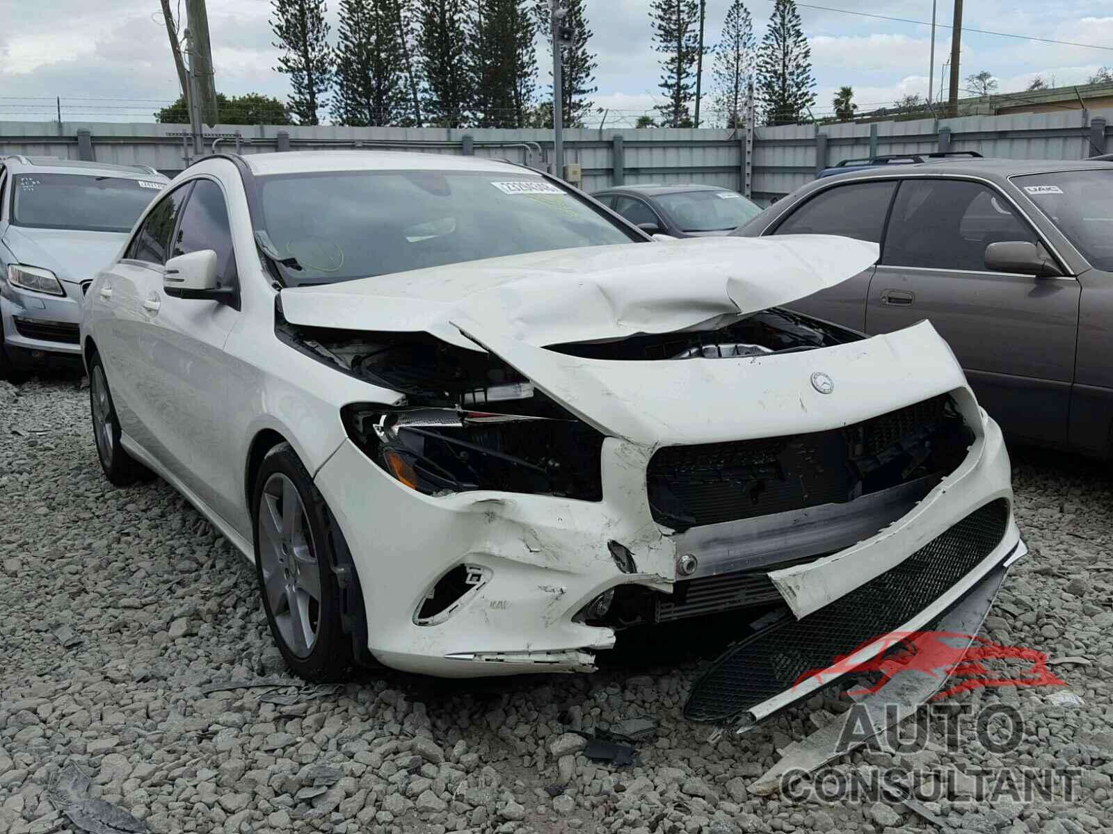 MERCEDES-BENZ CLA 250 2017 - WDDSJ4EB3HN429628