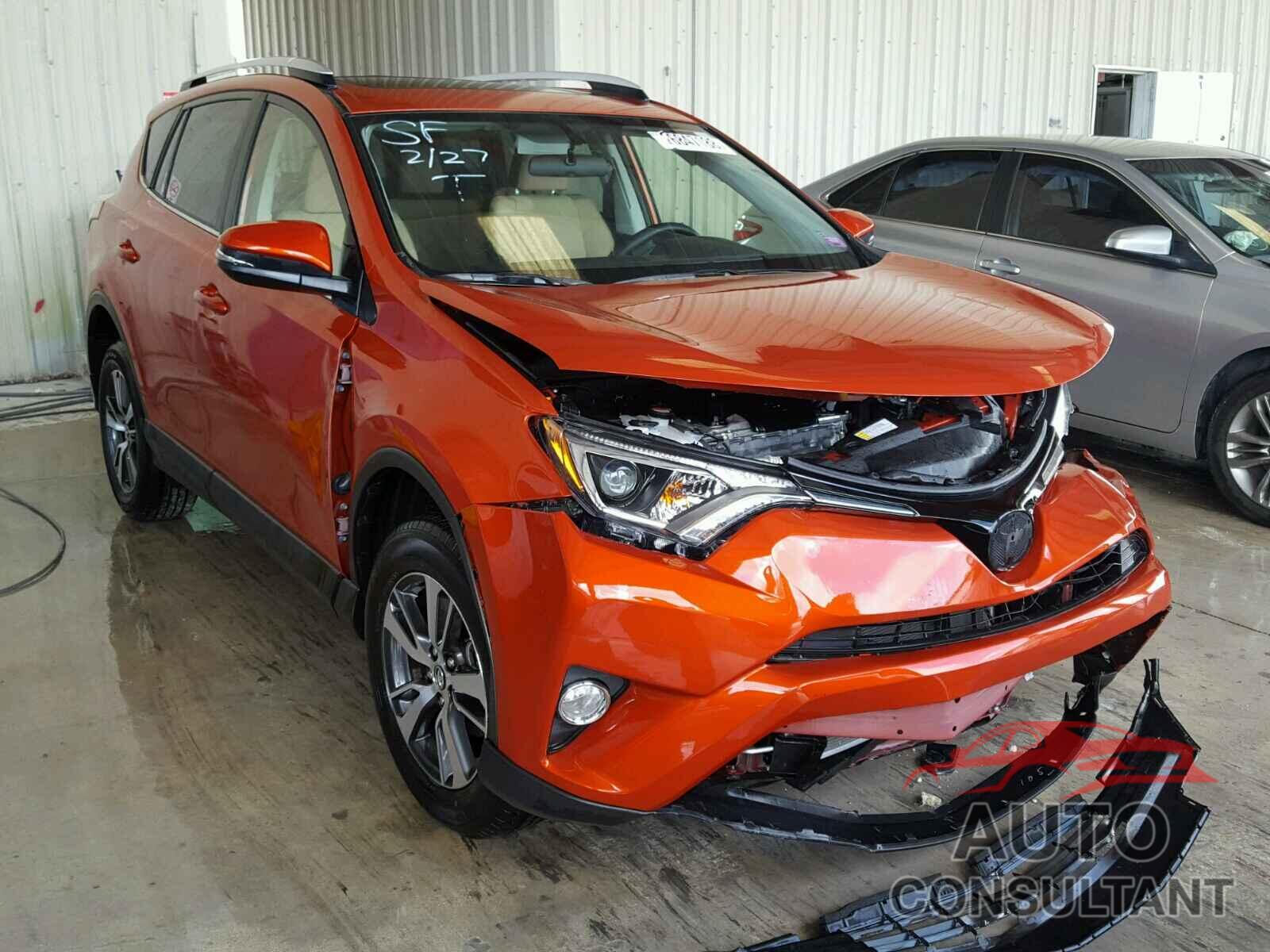 TOYOTA RAV4 2016 - JTMWFREV1GJ091267