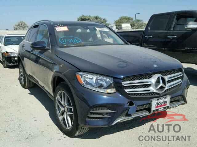 MERCEDES-BENZ GLC300 2016 - WDC0G4JB5GF076835