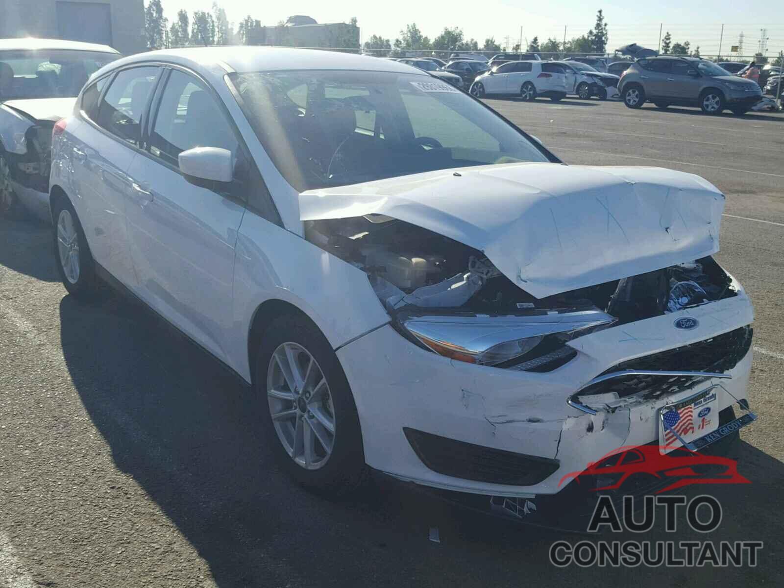 FORD FOCUS 2018 - 1FADP3K21JL230567