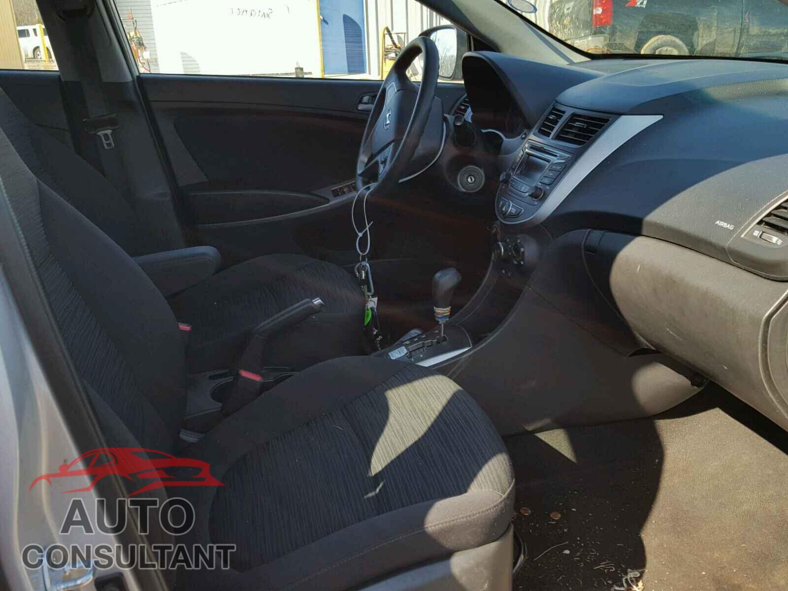 HYUNDAI ACCENT 2015 - KMHCT5AE6FU225063