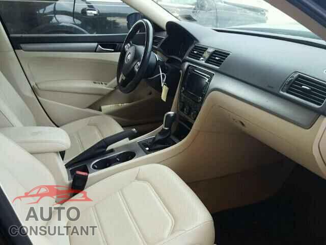 VOLKSWAGEN PASSAT 2015 - 1VWBS7A34FC044270