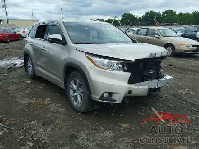 TOYOTA HIGHLANDER 2015 - 5TDBKRFH3FS089041