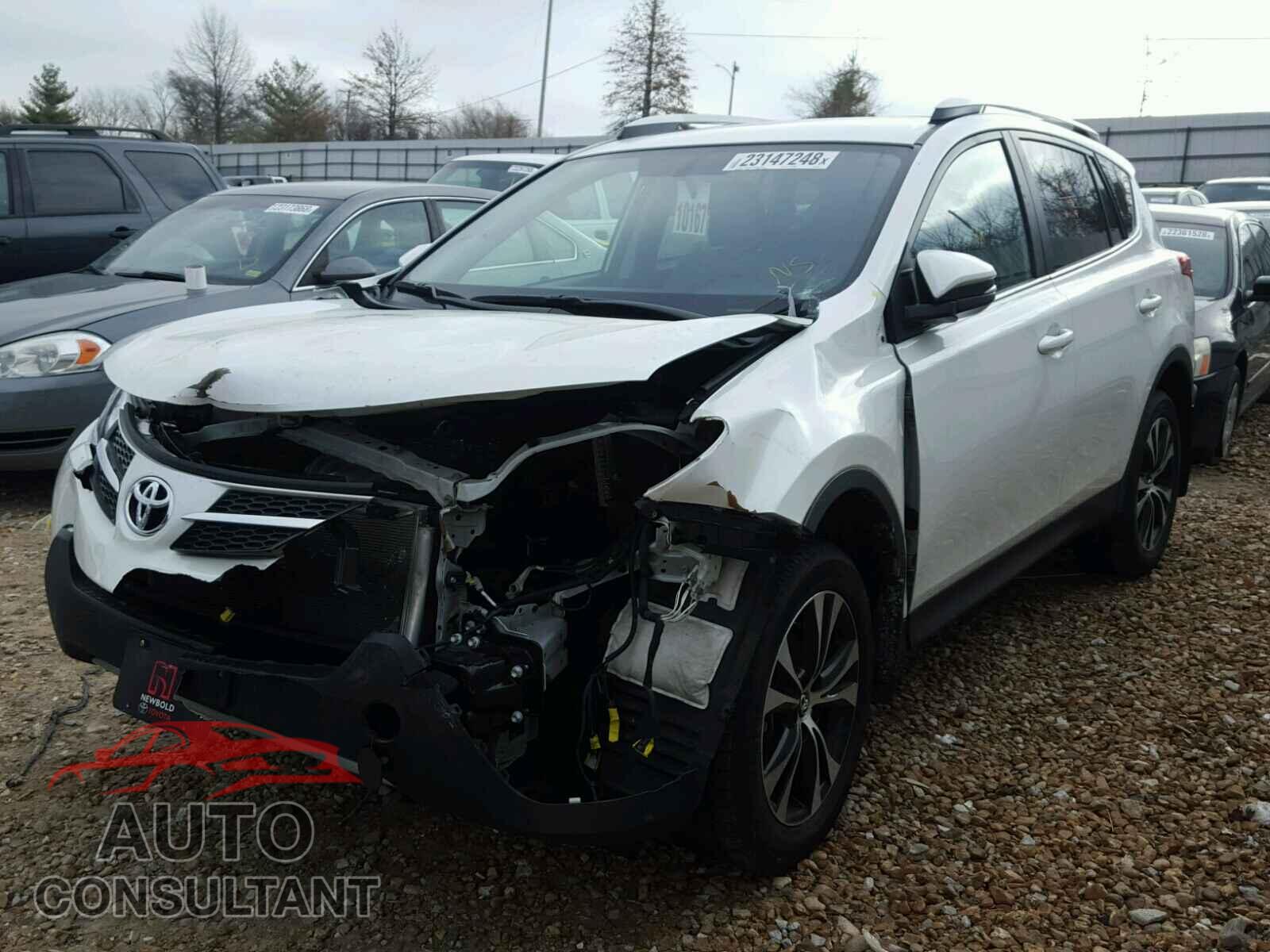 TOYOTA RAV4 2015 - 2T3DFREV2FW353871