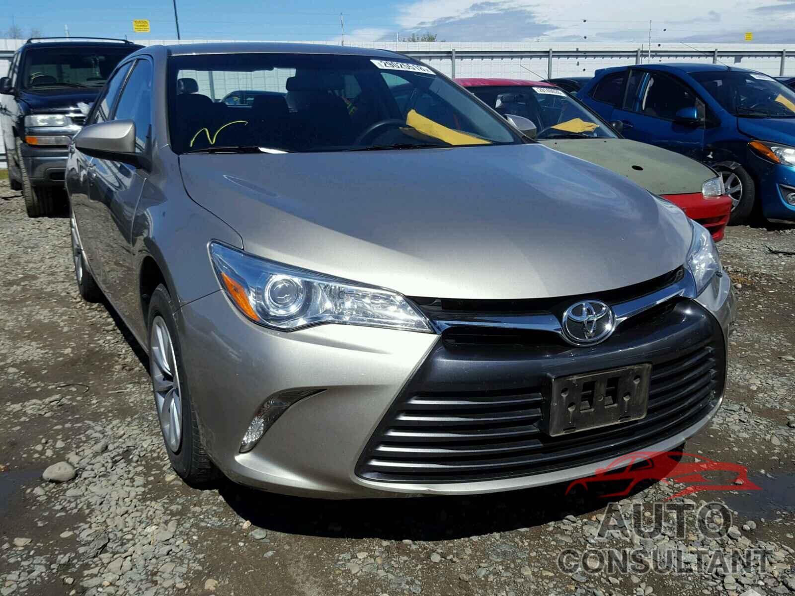 TOYOTA CAMRY 2015 - 4T4BF1FK5FR472848