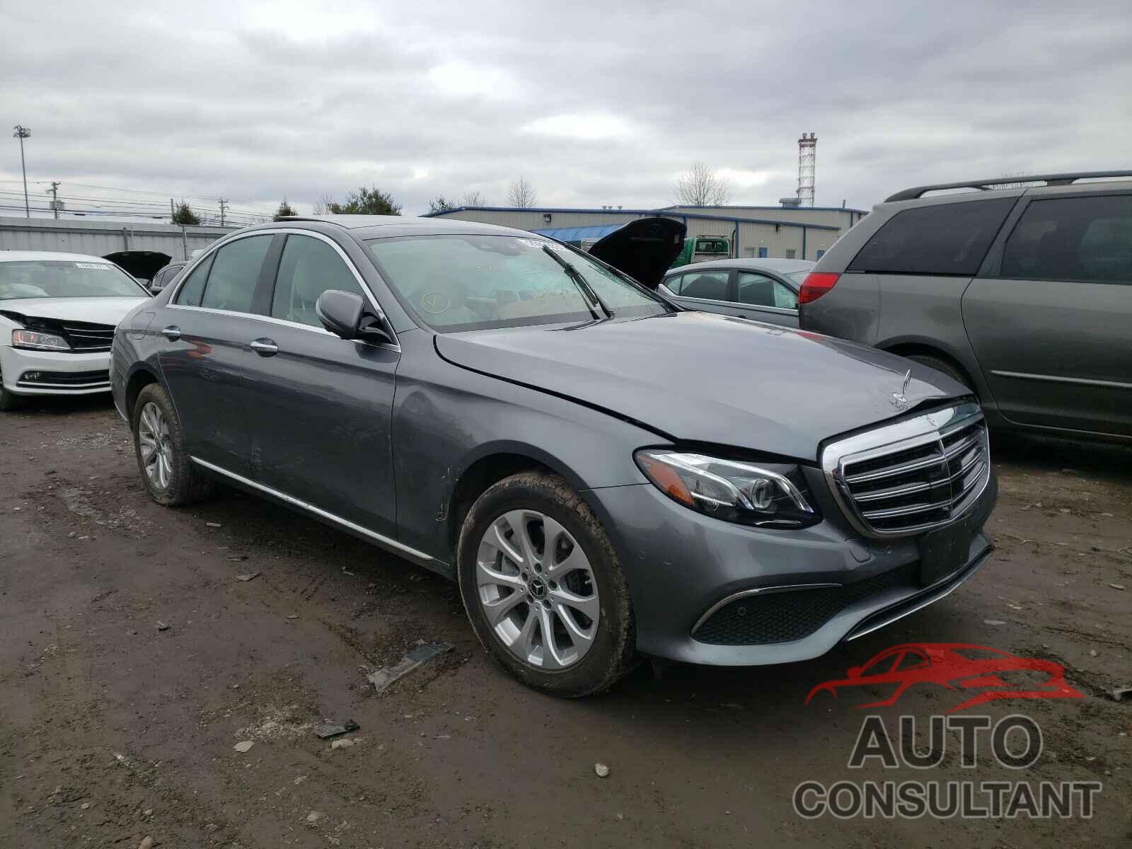 MERCEDES-BENZ E CLASS 2018 - WDDZF4KB1JA308677