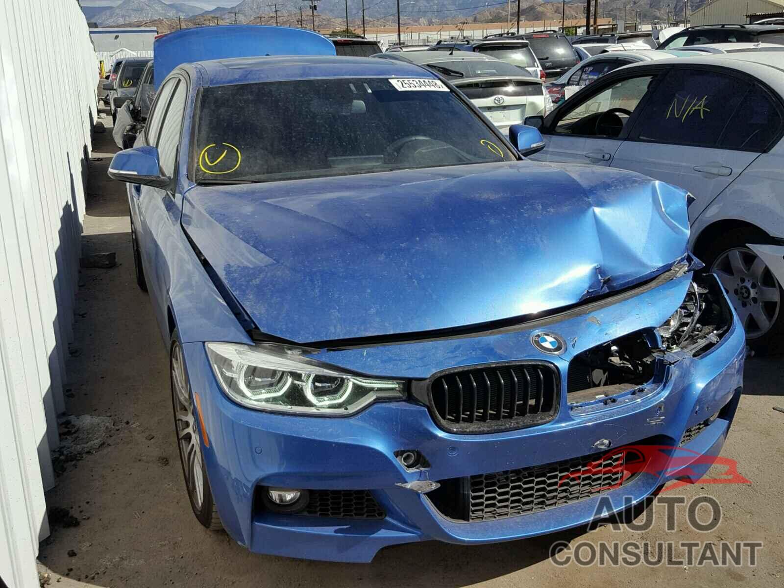 BMW 3 SERIES 2017 - WBA8B3C3XHK777660