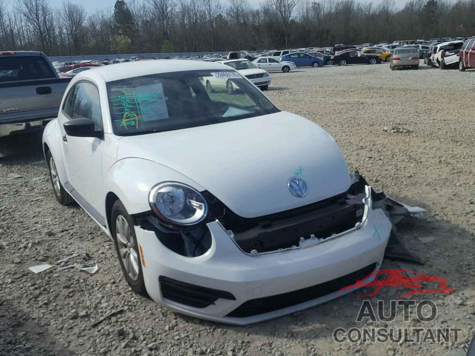 VOLKSWAGEN BEETLE 2017 - 3VWF17AT2HM613171