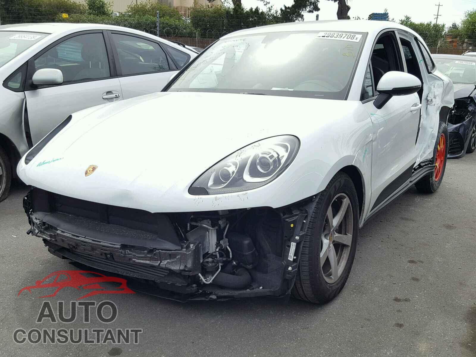 PORSCHE MACAN 2017 - WP1AA2A56HLB81511