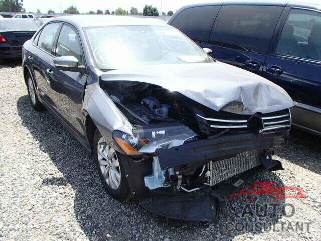 VOLKSWAGEN PASSAT 2015 - 1VWAT7A39FC056696