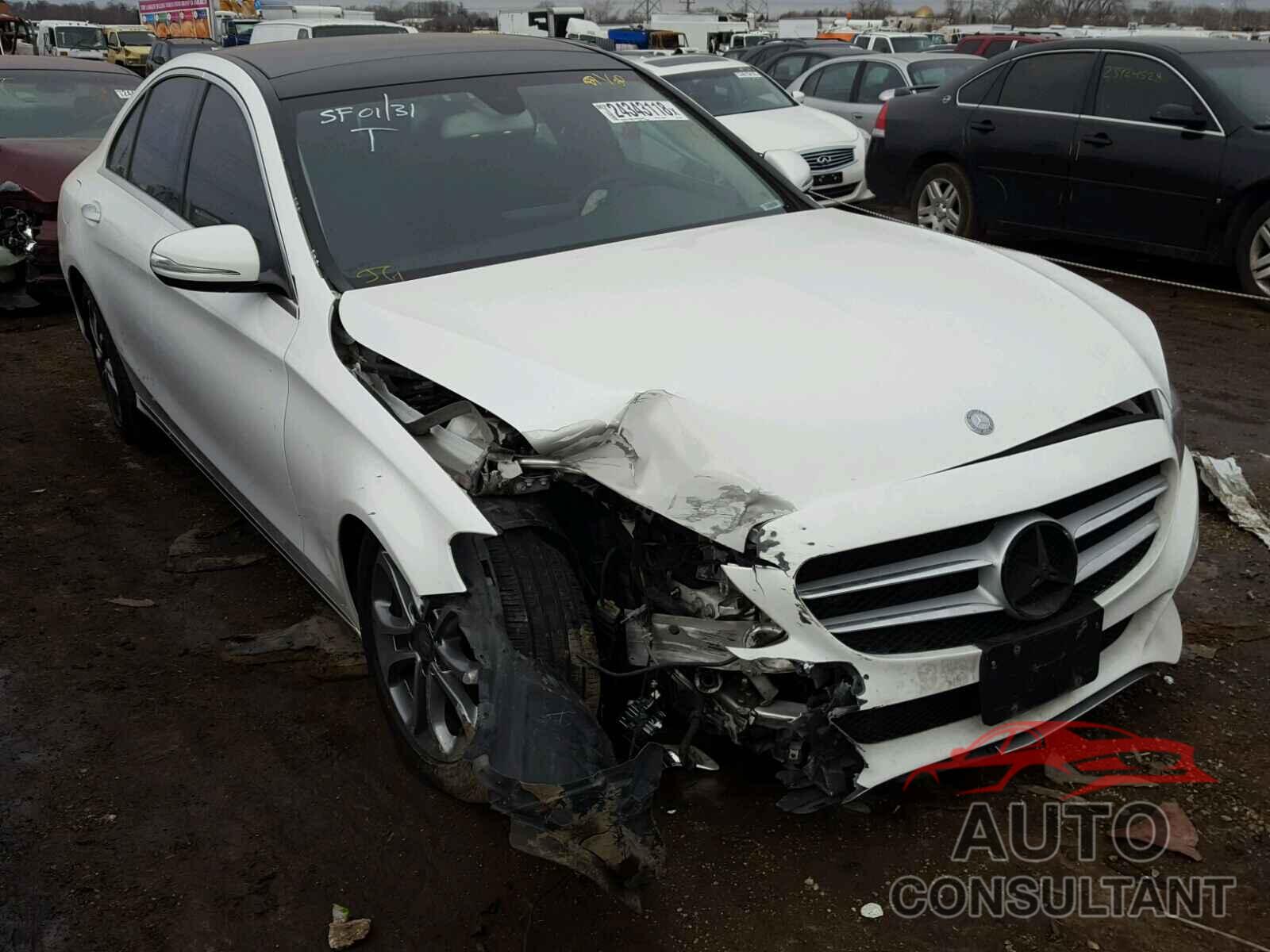 MERCEDES-BENZ C300 2015 - 55SWF4KB4FU010733