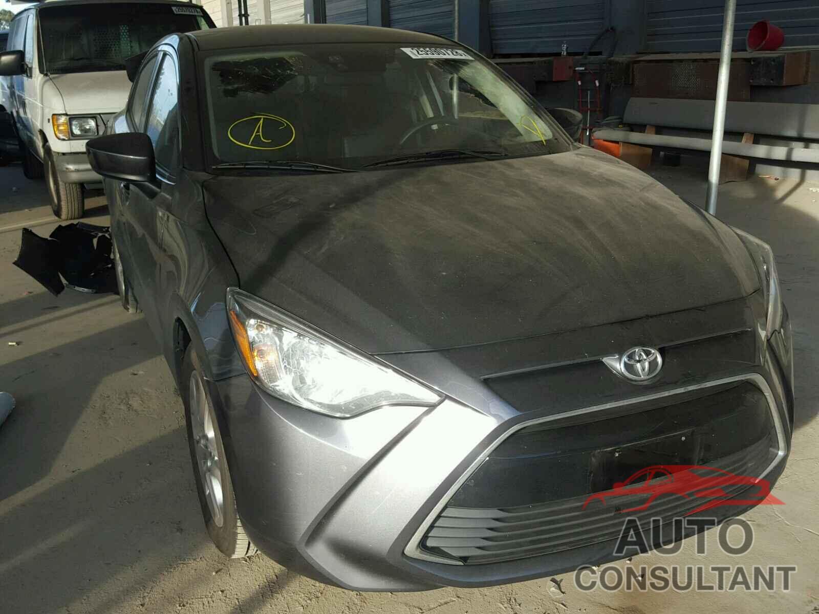 TOYOTA YARIS 2017 - 3MYDLBYV4HY177562