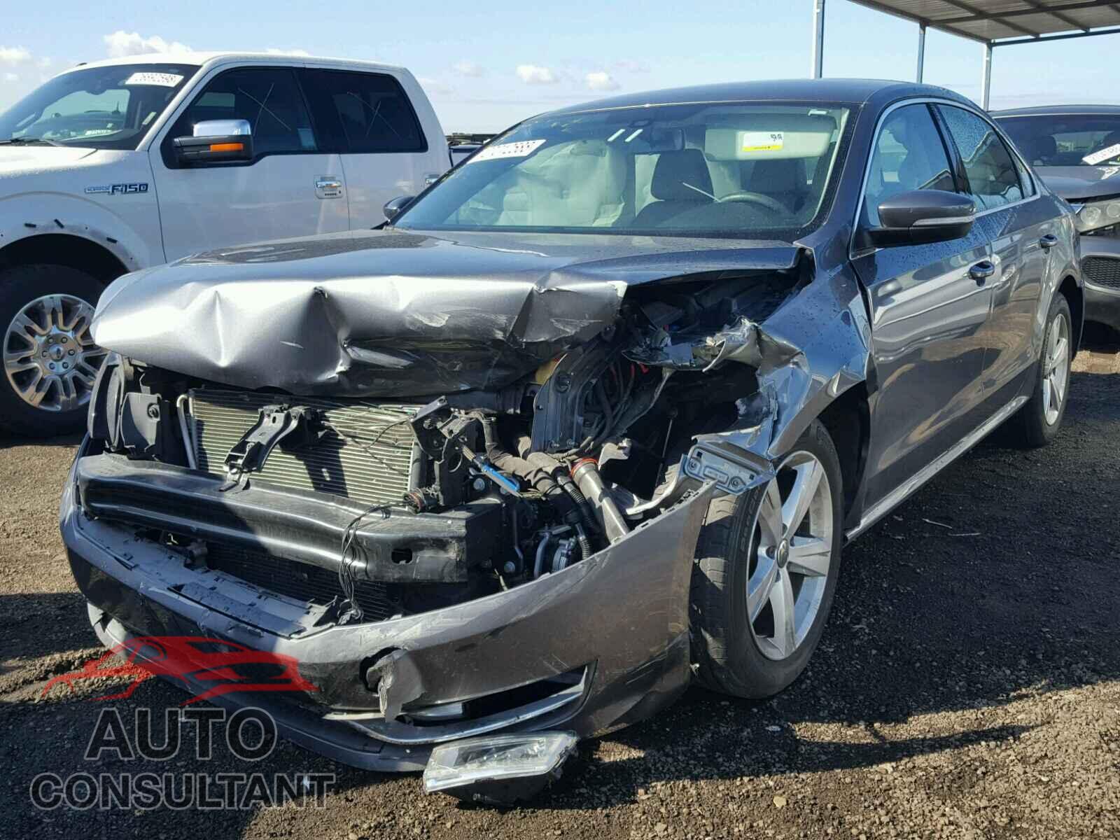 VOLKSWAGEN PASSAT 2015 - 1VWAT7A33FC123101