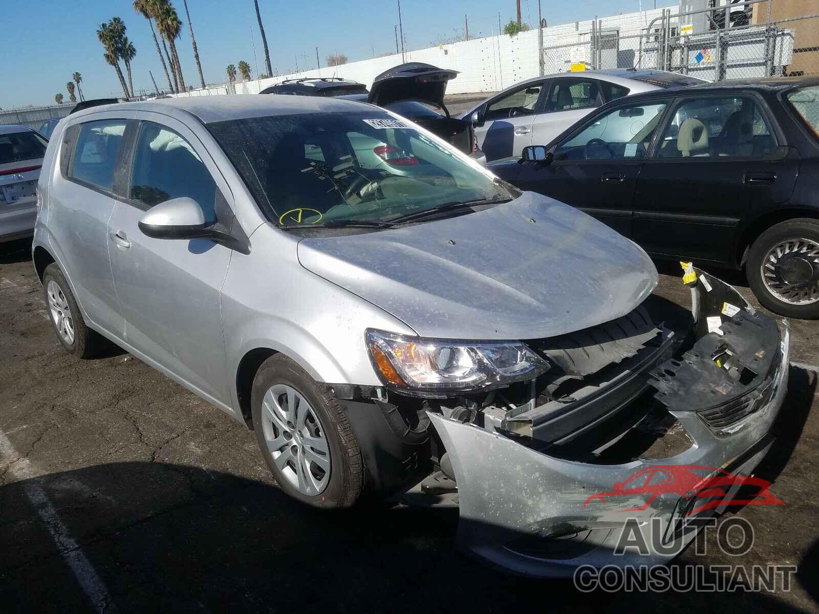 CHEVROLET SONIC 2020 - 1G1JG6SB3L4126585