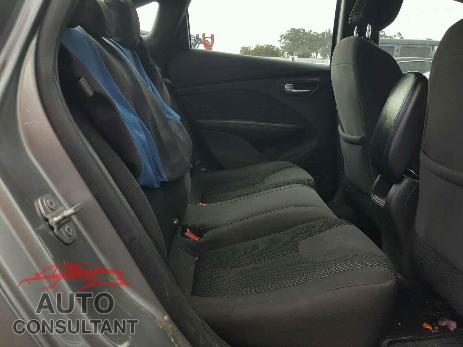 DODGE DART 2015 - 1C3CDFAA2FD223982