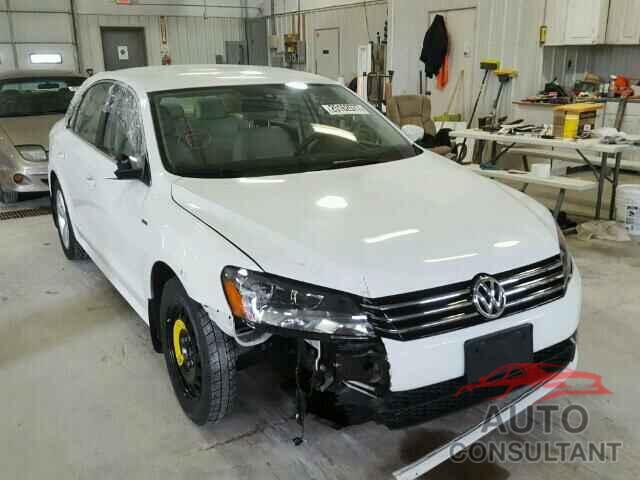 VOLKSWAGEN PASSAT 2015 - 1VWAS7A31FC096063