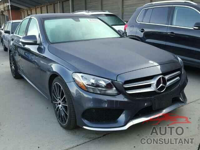 MERCEDES-BENZ C300 2015 - 55SWF4KBXFU018416