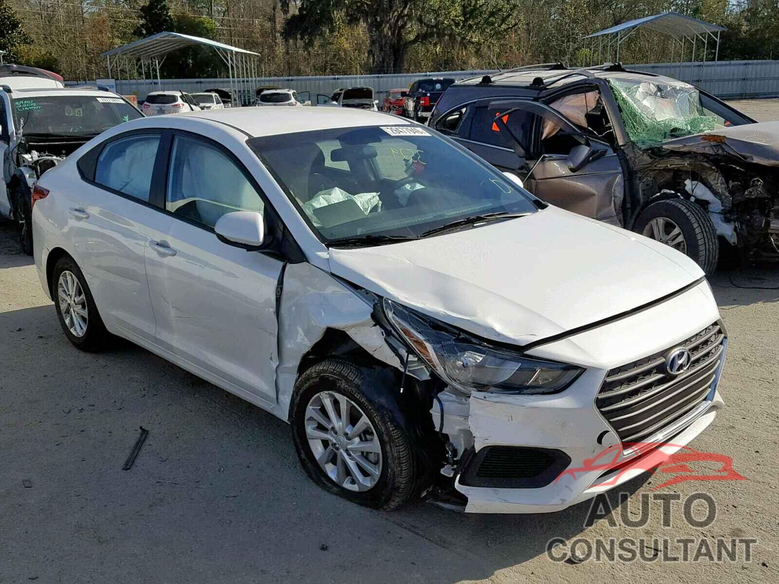 HYUNDAI ACCENT 2018 - KNDMB5C19H6309956