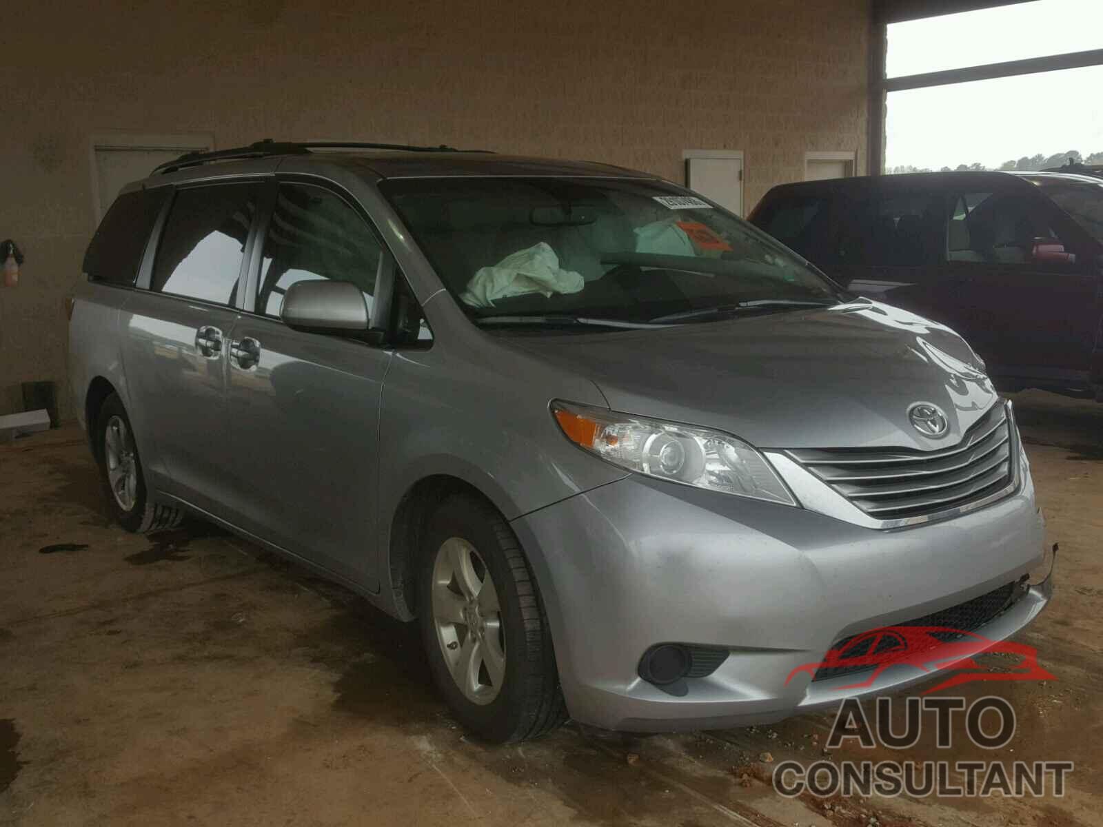 TOYOTA SIENNA 2016 - 5TDKK3DC6GS754519