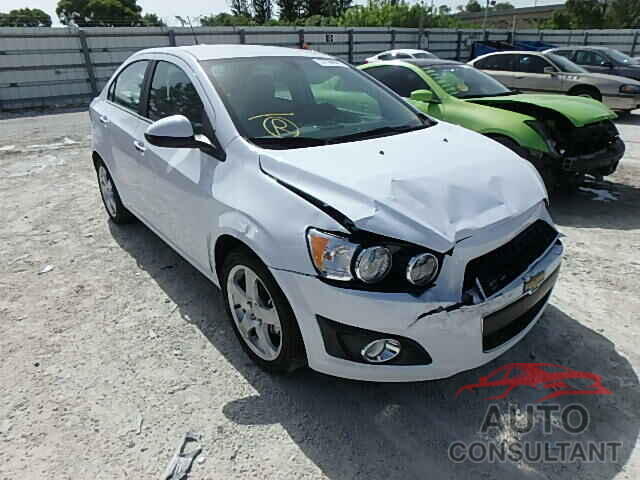 CHEVROLET SONIC 2015 - 1G1JE5SB9F4146621