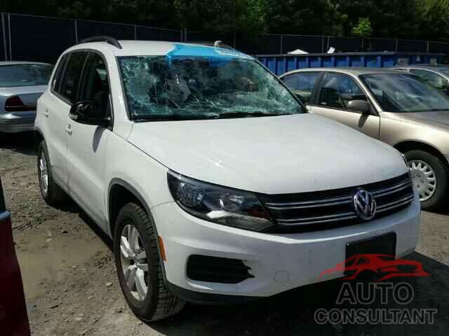 VOLKSWAGEN TIGUAN 2015 - WVGAV7AX3FW582459