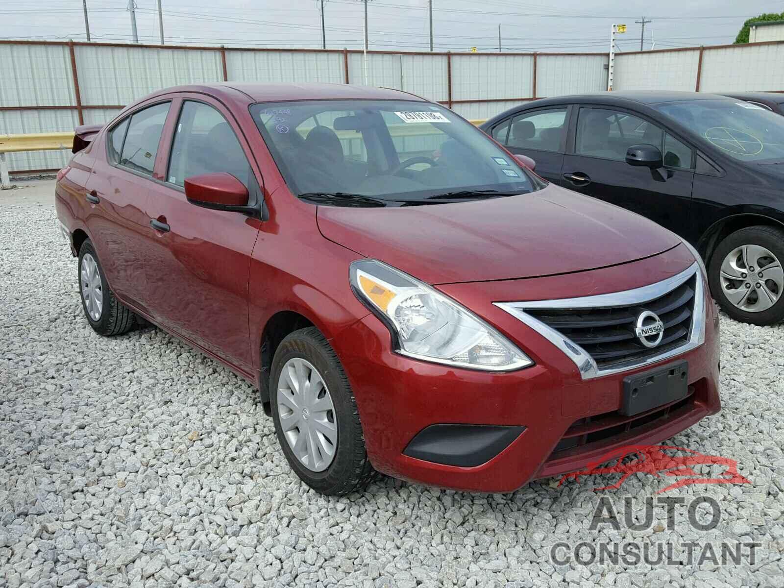 NISSAN VERSA 2017 - 3N1CN7AP2HL810833