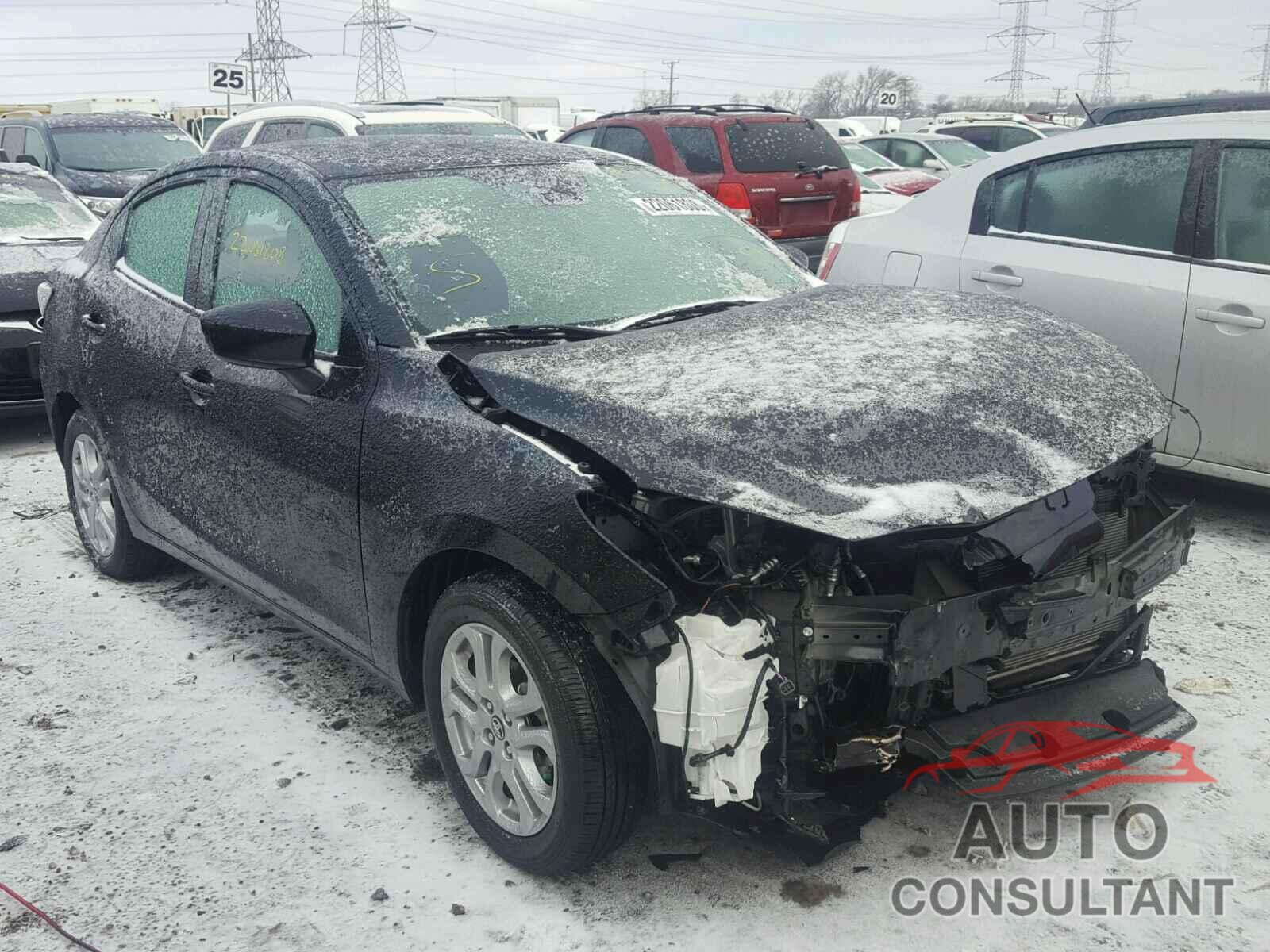 TOYOTA YARIS 2017 - 3MYDLBYV8HY166385