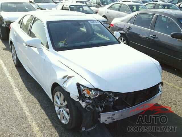 LEXUS IS250 2015 - JTHBF1D28F5070736