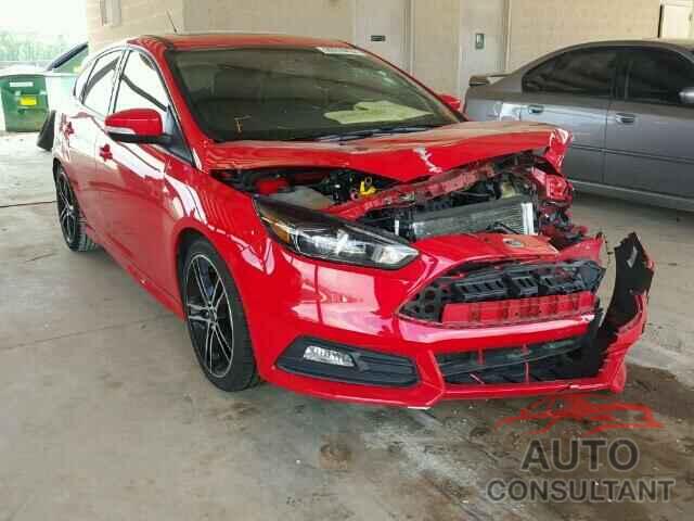 FORD FOCUS 2015 - 1FADP3L96FL297930